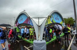Брендирование шатров в Лужниках для полумарафона